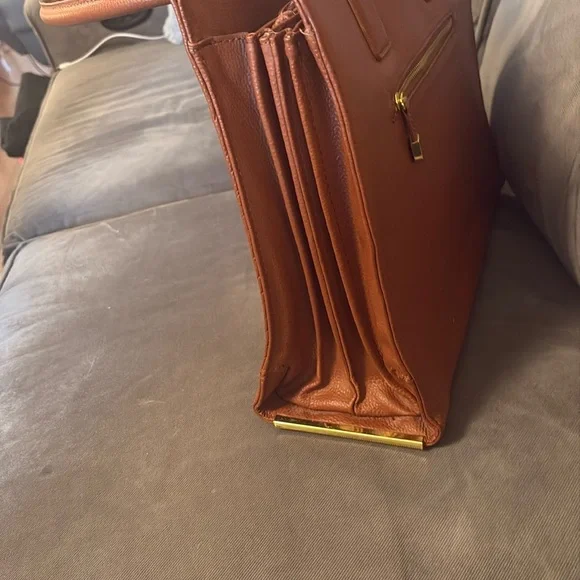 Joy & Iman Brown Leather Tote with Gold Hardware - Picture 11 of 15